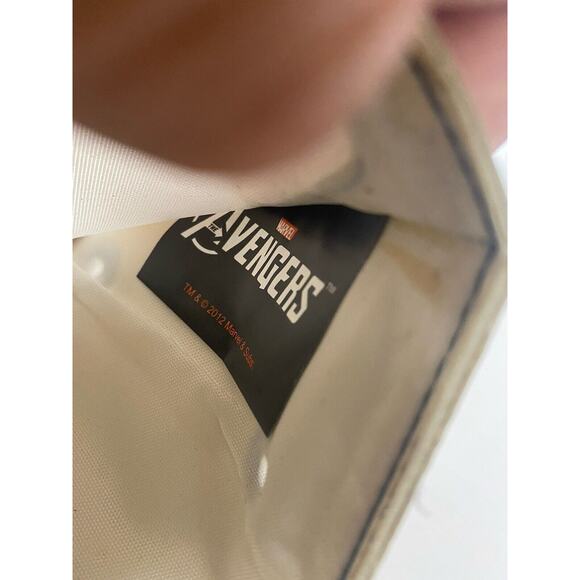 Marvel Mens Wallet Trifold Ironman,Thor Hulk Captain America Widow Hawkeye White - Picture 6 of 11